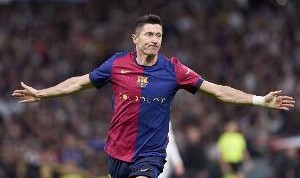 星空体育官网-每体：巴萨即将续约莱万、什琴斯尼和伯纳尔，预计一起官宣