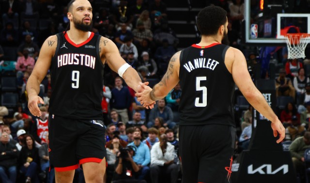 狄龙：火箭的年轻人需要正确方向引领  我和范弗里特注入强硬作风