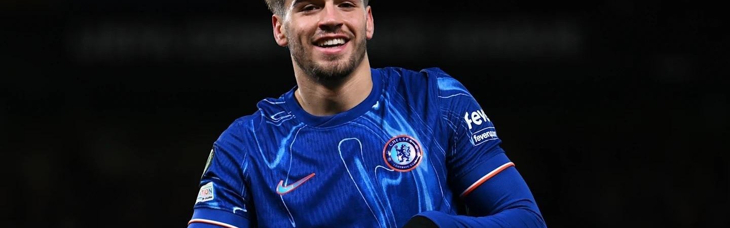 星空体育官网-吉乌：庆祝世俱杯时库库站特朗普前面缩了缩身子，怕有人开枪