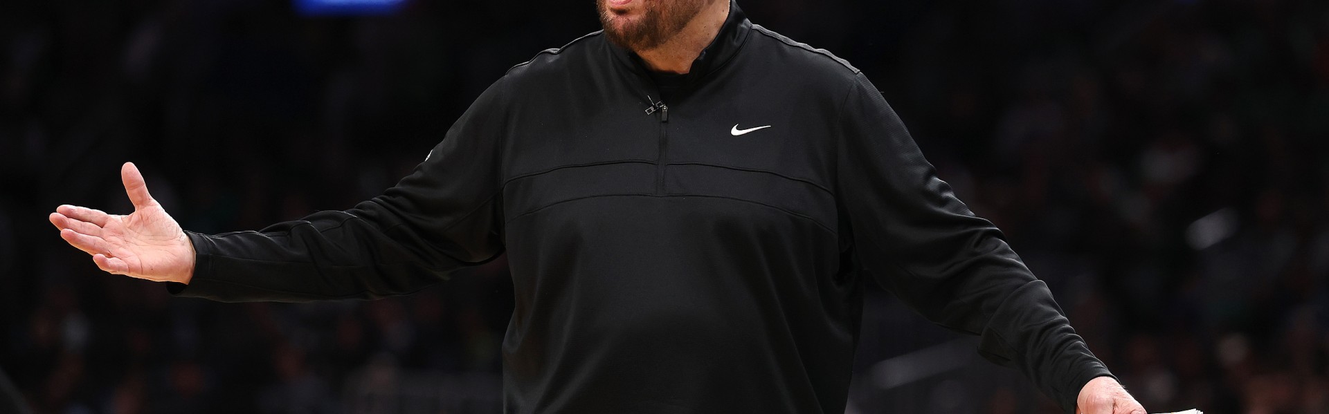 🎤锡伯杜谈如何减少哈特活球失误：要保持简单，有空位出现就传给他